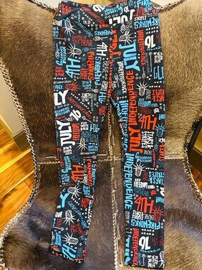 LULA ROE 4TH OF JULY LEGGINGS OS